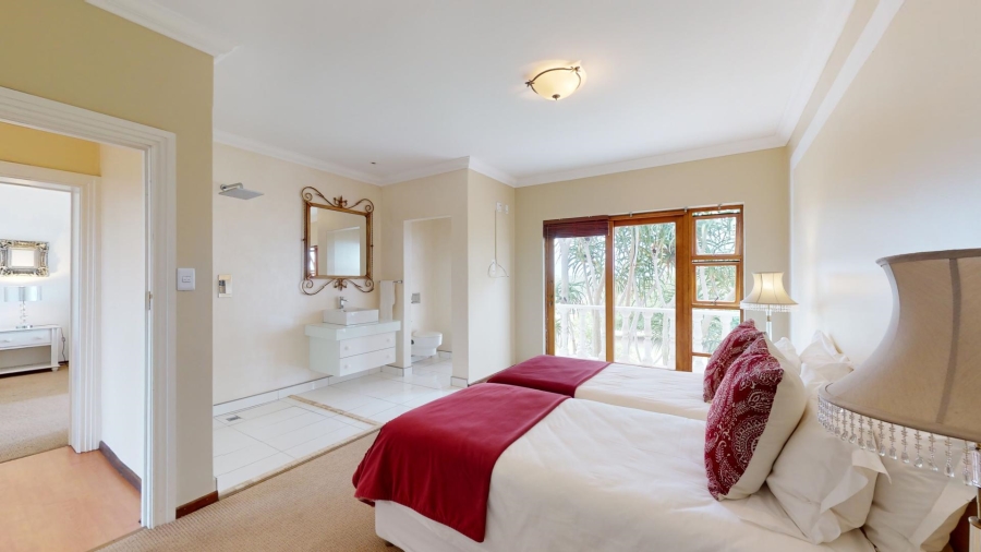 6 Bedroom Property for Sale in Walmer Heights Eastern Cape
